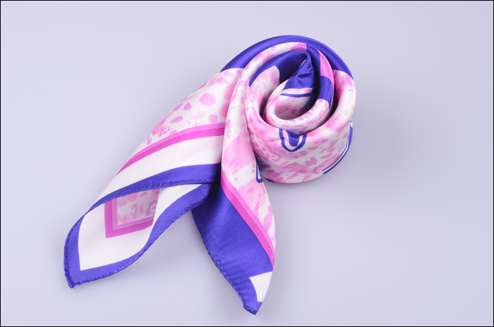 真絲圍巾 圍巾批發(fā) 印花圍巾