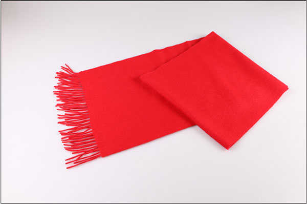 紅色年會(huì)圍巾