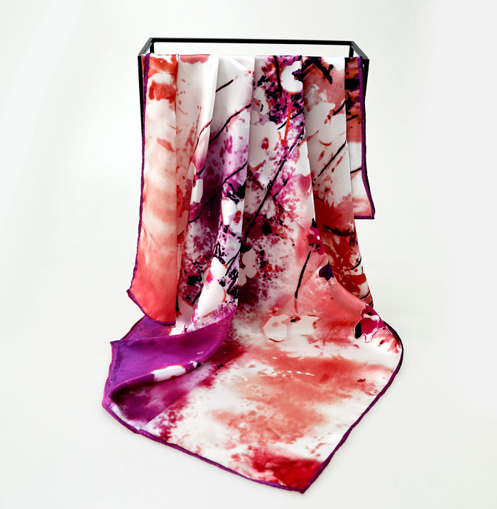 姹紫嫣紅絲巾細節(jié)圖