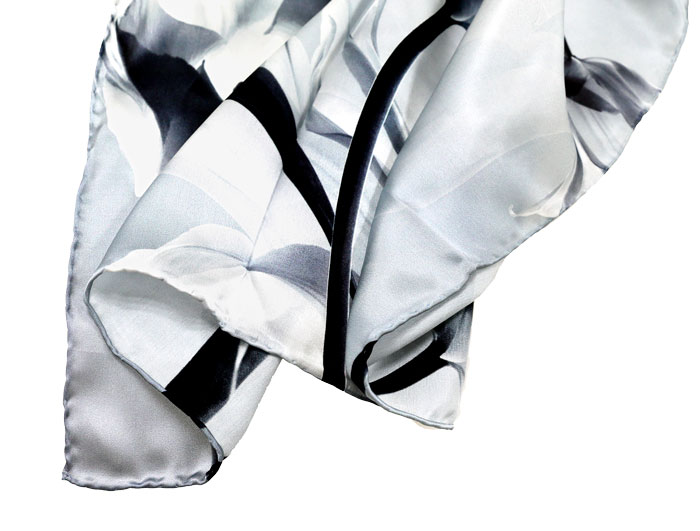 蓮開并蒂絲巾細(xì)節(jié)圖