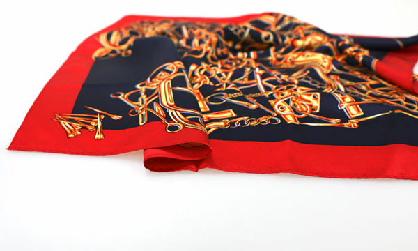絲巾細(xì)節(jié)