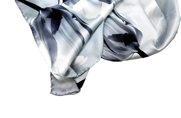 絲巾細(xì)節(jié)