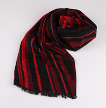 紅色條紋圍巾