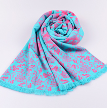 女士提花長(zhǎng)巾